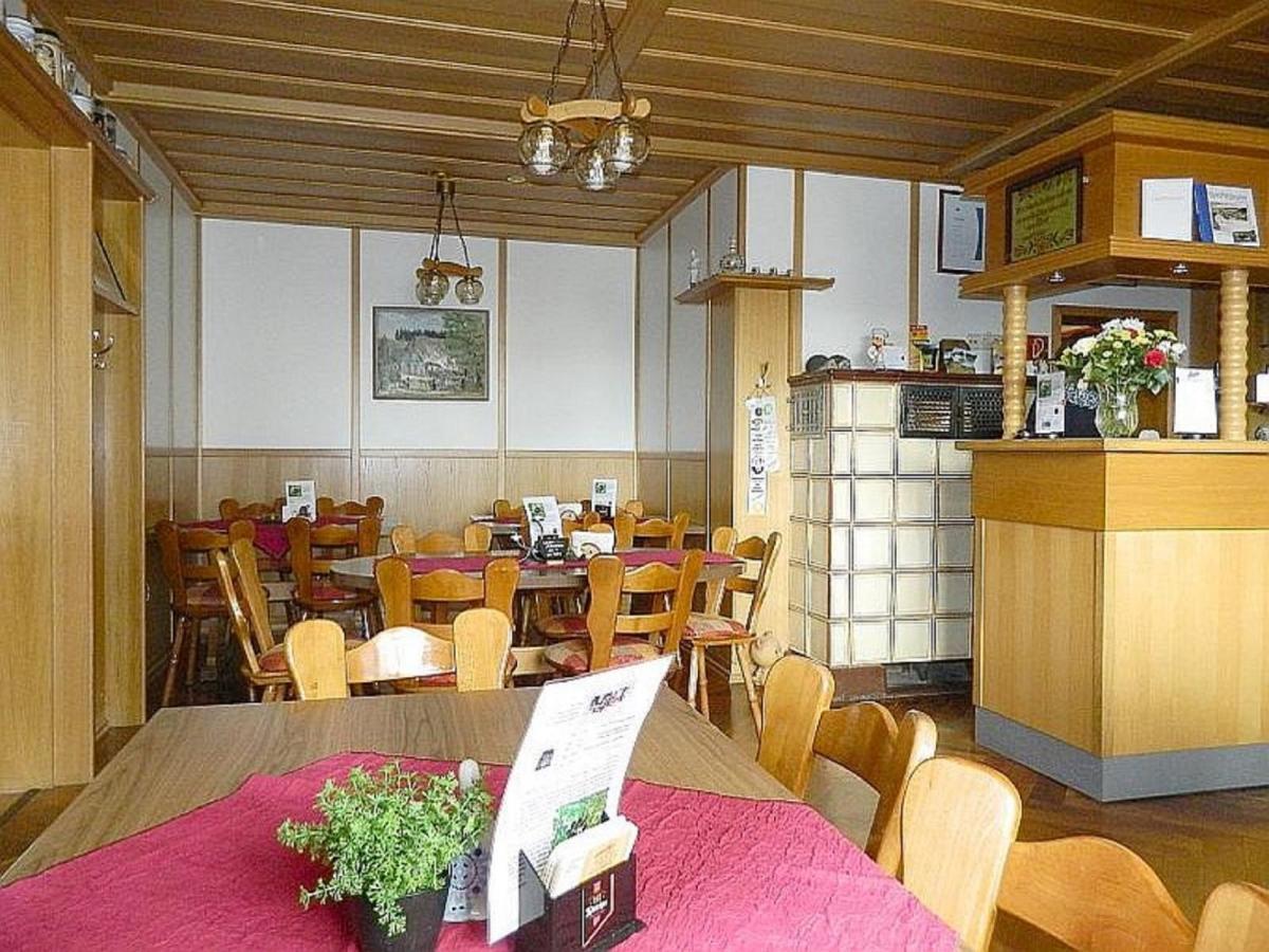 Gasthaus&Pension Am Rennsteig Spechtsbrunn Exterior foto